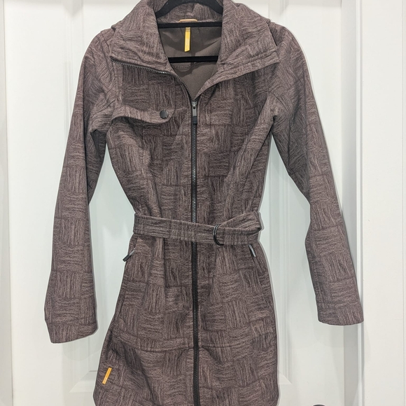 Lolë Size S - Picture 2 of 3